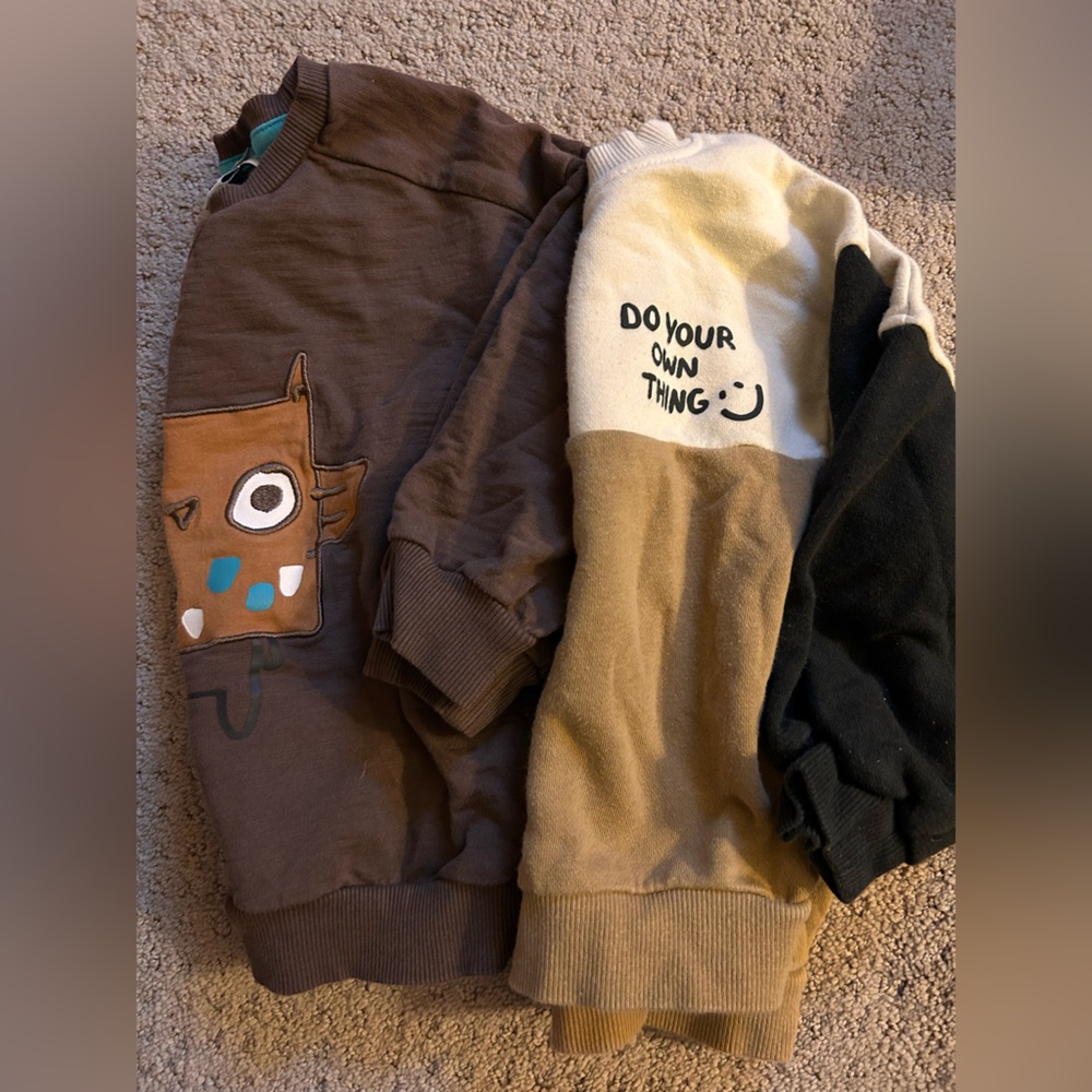 2 Neutral Sweatshirts 18-24m